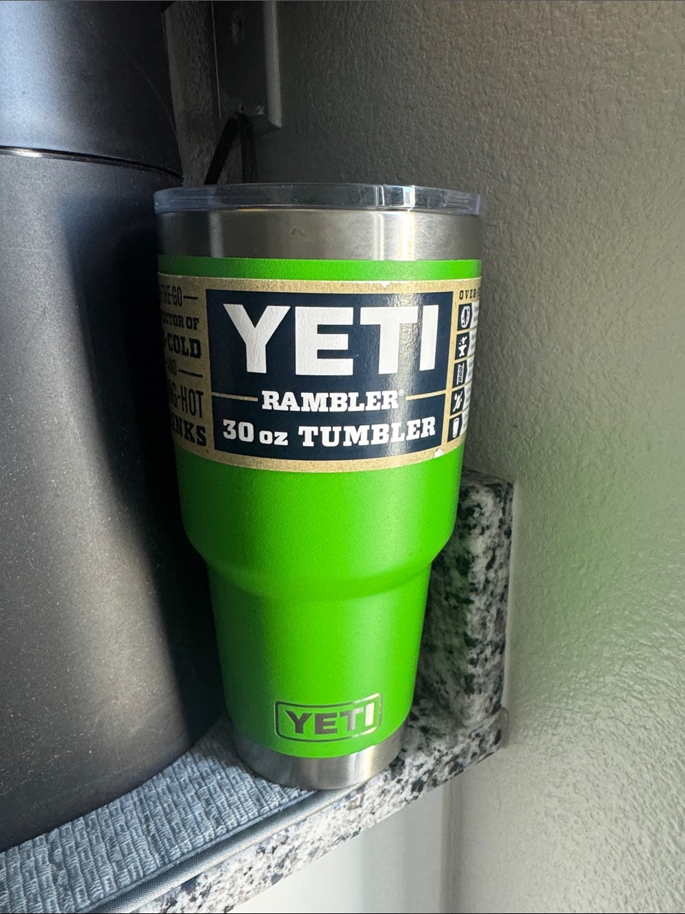 Yeti Rambler 30 oz Tumbler - Green with Stainless Accents